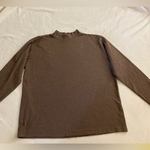 Soft brown men’s XL shirt by Cambridge Classics